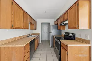 6833 S Creek Dr, Fort Worth, TX 76133 - Photo 6