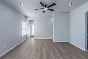 2419 Jeffries St, Dallas, TX 75215 - Photo 22