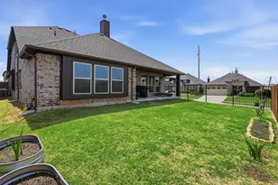 8232 Manx Pt, Godley, TX 76044 - Photo 26