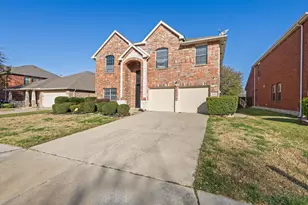 2409 Eisenhower Dr, McKinney, TX 75071 - Photo 1