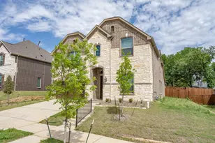 2206 Christopher Ln, Euless, TX 76040 - Photo 2