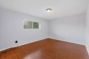 600 Britain Ct, Irving, TX 75062 - Photo 24