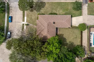 600 Britain Ct, Irving, TX 75062 - Photo 38