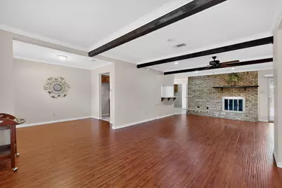 600 Britain Court, Irving, TX 75062 - Photo 10