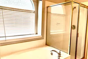 1216 Badbury Ln, Grand Prairie, TX 75052 - Photo 16