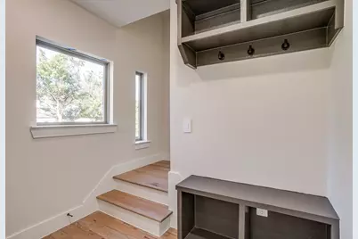 2820 Weisenberger Street #110, Fort Worth, TX 76107 - Photo 32