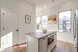 2824 Weisenberger St, Fort Worth, TX 76107 - Photo 6