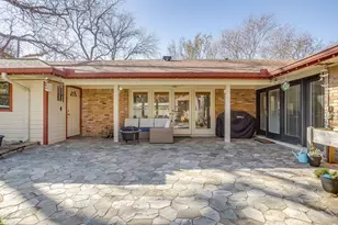 1205 Shady Creek Dr, Euless, TX 76040 - Photo 32