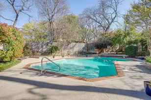 1205 Shady Creek Dr, Euless, TX 76040 - Photo 34