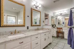 1205 Shady Creek Dr, Euless, TX 76040 - Photo 26
