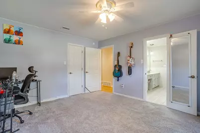 1205 Shady Creek Drive, Euless, TX 76040 - Photo 18