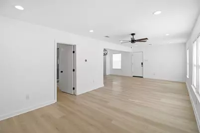 1539 E Woodin Boulevard, Dallas, TX 75203 - Photo 4