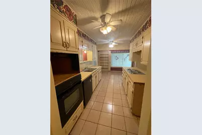 5300 Lake Crest Drive, Waco, TX 76710 - Photo 14