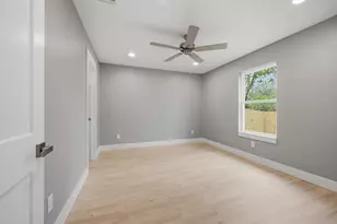 1008 S 1st St, Sherman, TX 75090 - Photo 16