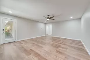 1703 15th Pl, Plano, TX 75074 - Photo 4