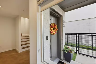 2111 Bennett Avenue #30, Dallas, TX 75206 - Photo 2