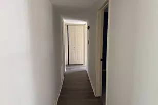 302 Independence Dr, Garland, TX 75043 - Photo 8