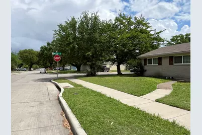 501 Sparks Street, Grand Prairie, TX 75051 - Photo 22