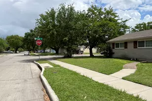 501 Sparks St, Grand Prairie, TX 75051 - Photo 22