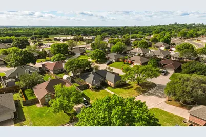 500 Bluebonnet Drive, Burleson, TX 76028 - Photo 30