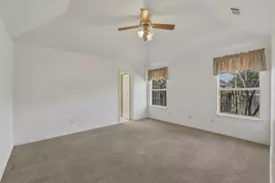 500 Bluebonnet Dr, Burleson, TX 76028 - Photo 18