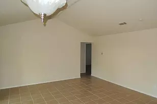 1813 Cottonwood St, Arlington, TX 76014 - Photo 2