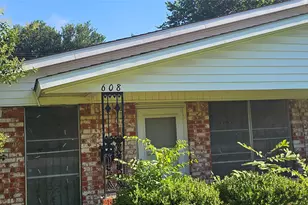 608 Arbor Ln, Lancaster, TX 75134 - Photo 28