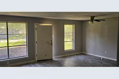 608 Arbor Lane, Lancaster, TX 75134 - Photo 16