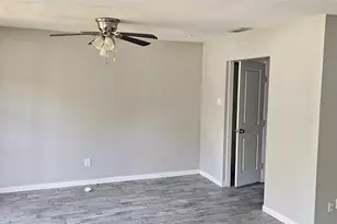 608 Arbor Ln, Lancaster, TX 75134 - Photo 6