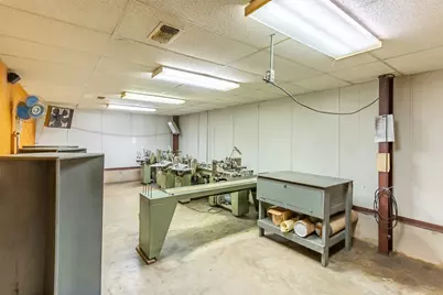 105 Locust Street, Winnsboro, TX 75494 - Photo 16