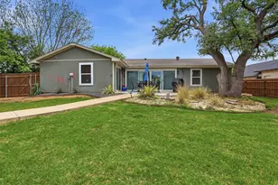 217 Granada Calle St, Granbury, TX 76049 - Photo 32