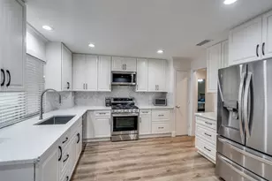 2318 Bush Cir, Carrollton, TX 75007 - Photo 10