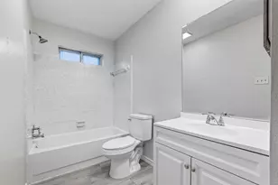 2742 E Pepperidge Dr, Lancaster, TX 75134 - Photo 22