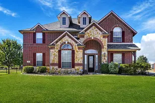 5024 Running Brook Dr, Joshua, TX 76058 - Photo 2
