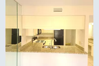 1914 Shorewood Drive, Grapevine, TX 76051 - Photo 14