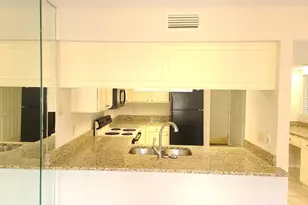 1914 Shorewood Dr, Grapevine, TX 76051 - Photo 14