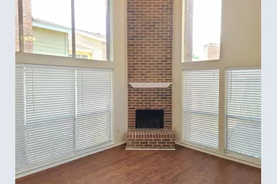 1914 Shorewood Drive, Grapevine, TX 76051 - Photo 8