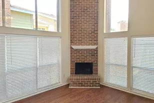 1914 Shorewood Dr, Grapevine, TX 76051 - Photo 8