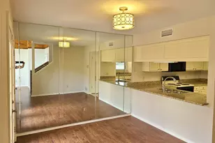 1914 Shorewood Dr, Grapevine, TX 76051 - Photo 10