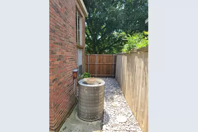 1914 Shorewood Drive, Grapevine, TX 76051 - Photo 30