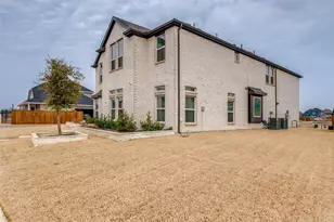 1352 Peregrine Trl, Frisco, TX 75036 - Photo 36