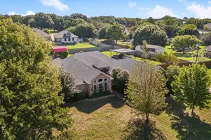 2609 Castle Rd, Burleson, TX 76028 - Photo 26