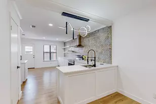 13838 Methuen Green St, Dallas, TX 75240 - Photo 4