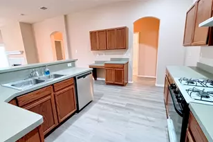 2007 Walnut Hills Ln, Mansfield, TX 76063 - Photo 8