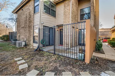 895 Dublin Drive #4, Richardson, TX 75080 - Photo 2