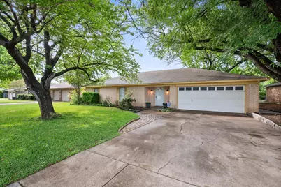 1520 Timbercreek Road, Benbrook, TX 76126 - Photo 6