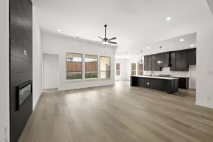 748 Brozgold Ave, Midlothian, TX 76065 - Photo 4