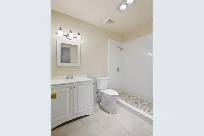 14046 Rolling Hills Lane, Dallas, TX 75240 - Photo 18