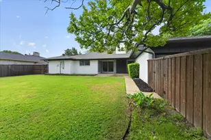 2313 Claridge Cir, Plano, TX 75075 - Photo 38