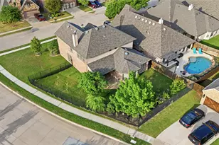 4500 Lakeside Hollow St, Fort Worth, TX 76262 - Photo 4